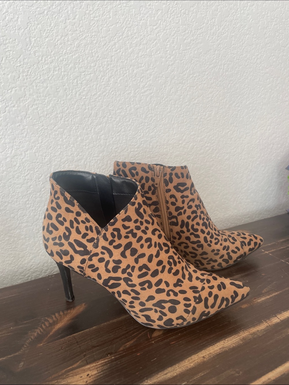 Leopard Print Pointed Toe Ankle Bootie - Brown